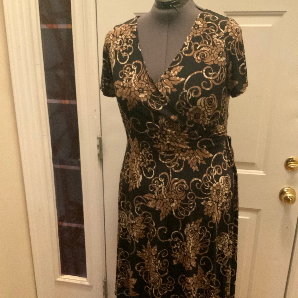 London Times Woman Dress